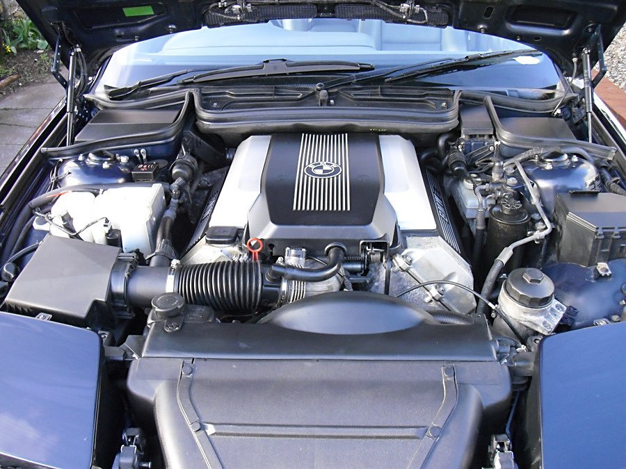 BMW 840ci Sport E31 Engine Bay