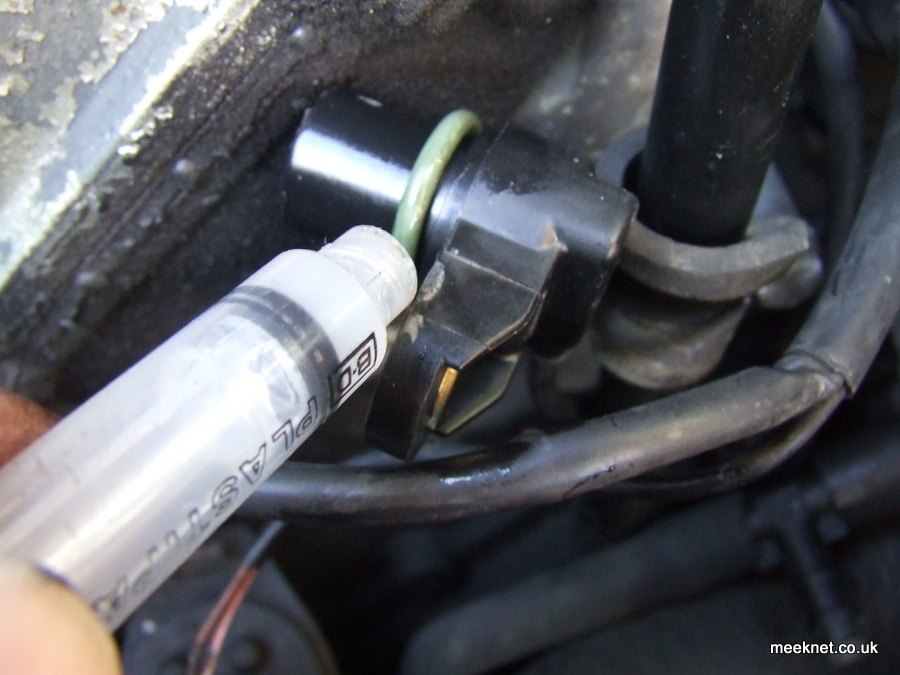 HowTo-> M60/M62 Camshaft Sensor Replacement